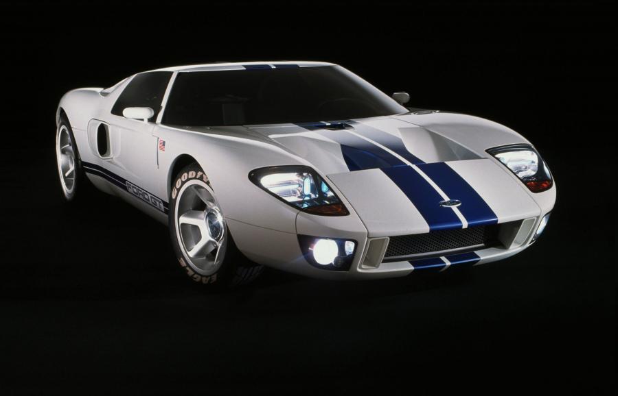 Ford GT40 Concept 2002 года  (фото 2 из 102)